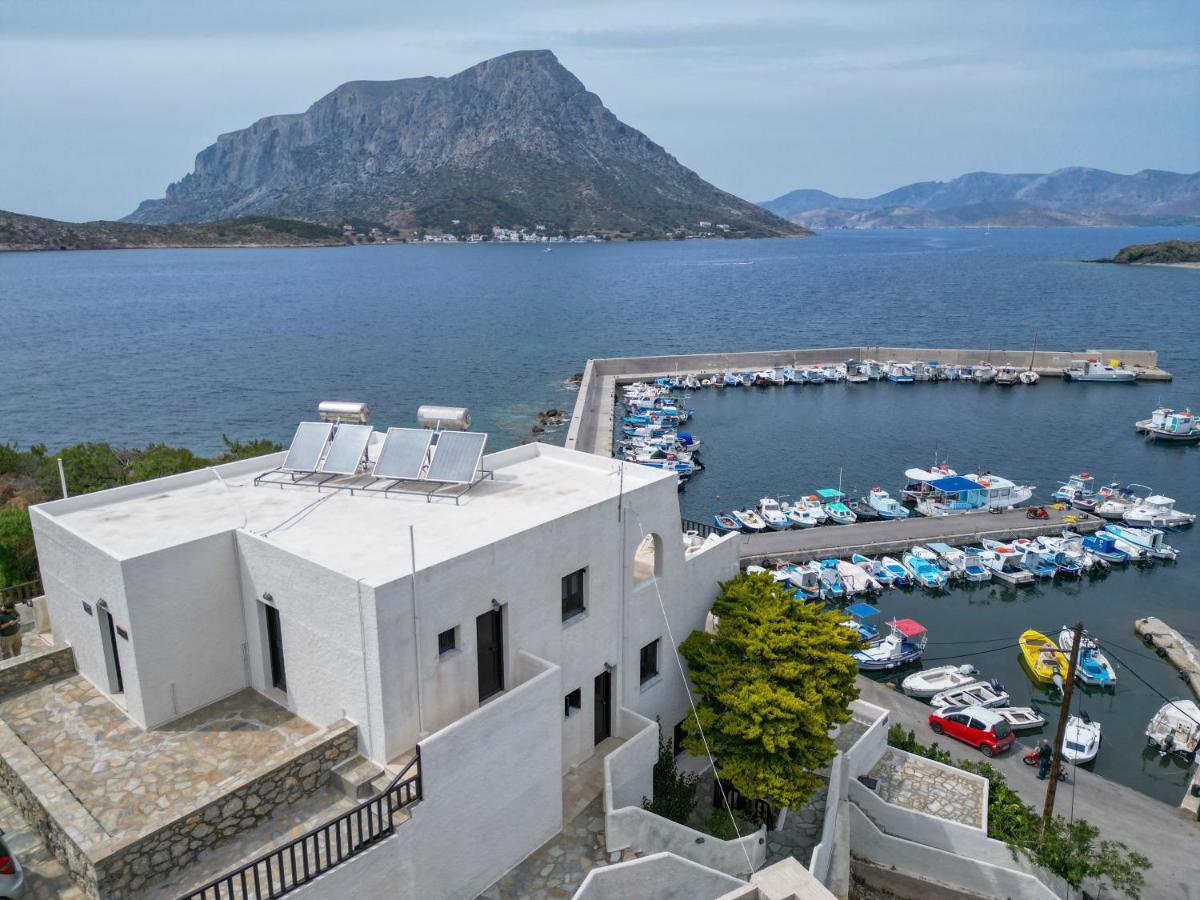 Pelagos Seafront Accommodation - George Myrties Exterior photo